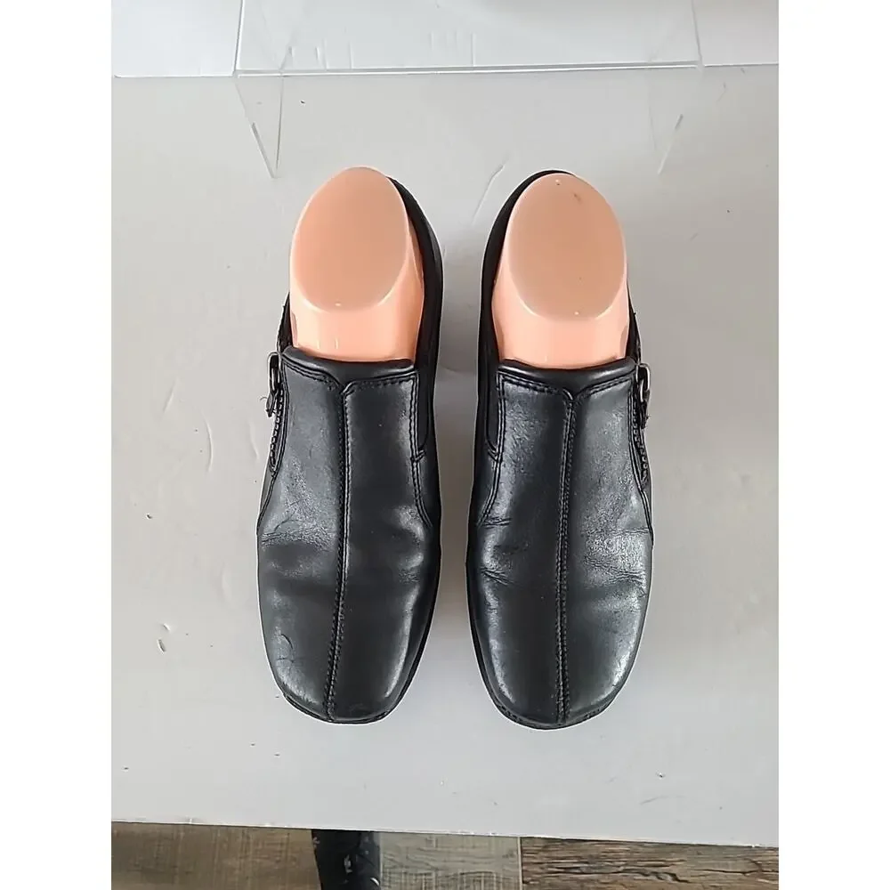 Clarks Wasteland WMS SZ 7.5 M Shoes Loafer Black Leather Side Zip Comfort FLAW